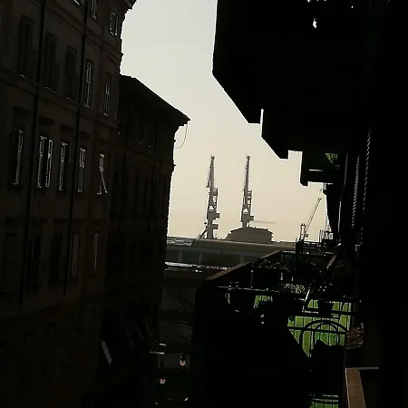 In The Centre Near Station *